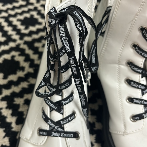🤍Juicy couture white boots🤍 - Picture 2 of 8